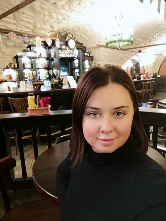 Oxana russian dating app photos