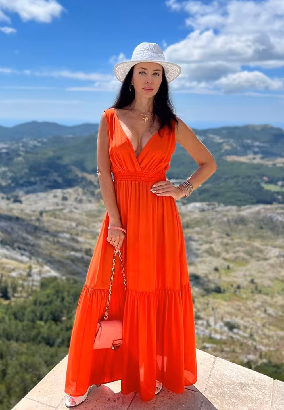 Vika older ukraine brides