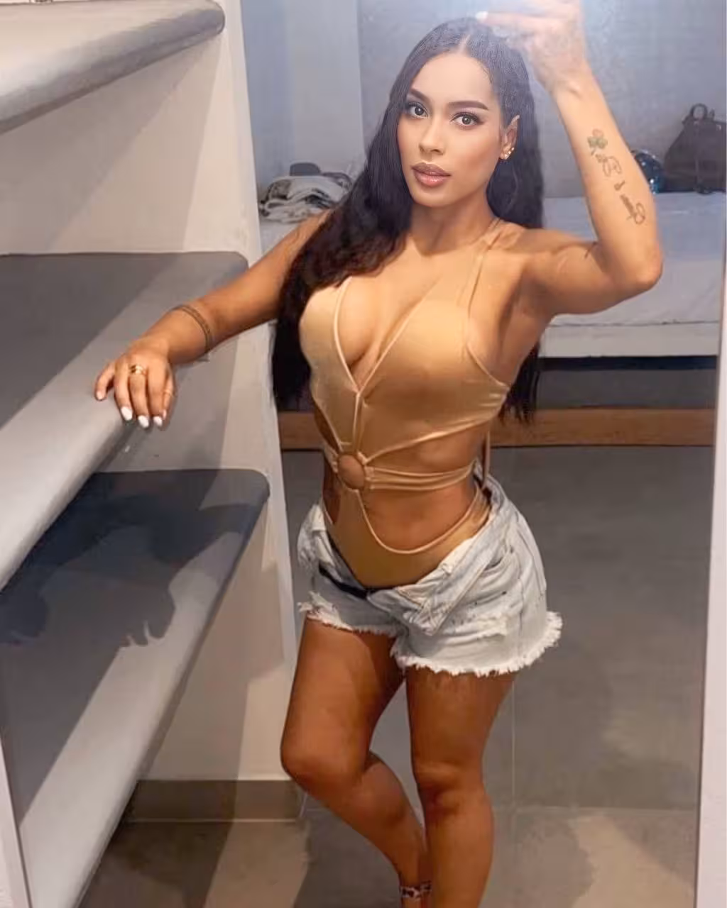MELISA 33 Medellin Colombia I am dating man for a loving partnership