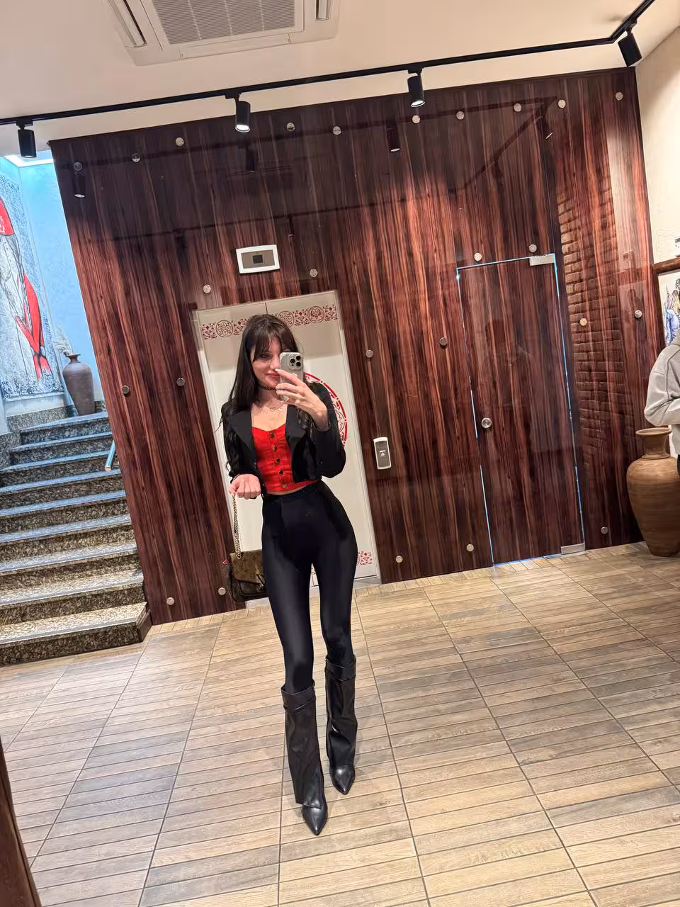 Alesya 37 Kiev Ukraine I want to date a man who is loyal