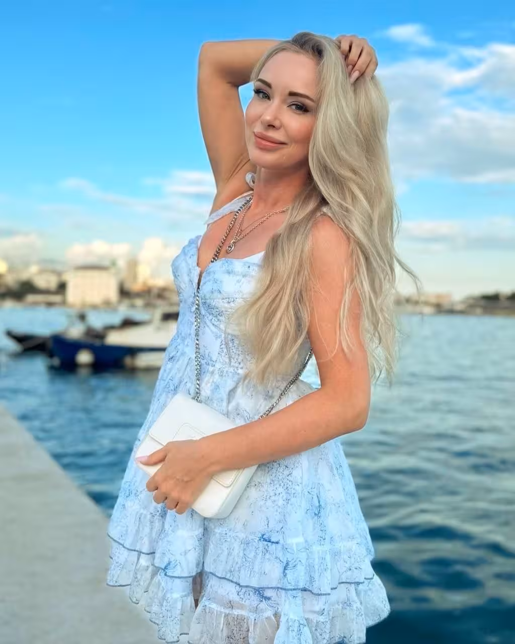 Victoria 37 Zaporizhzhia Ukraine I want to date a man who is sincere and true