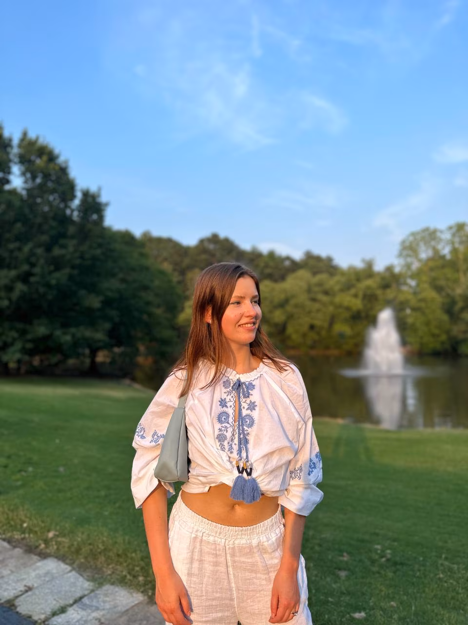 Oleksandra 31 Atlanta USA Looking for a man to date and find happiness