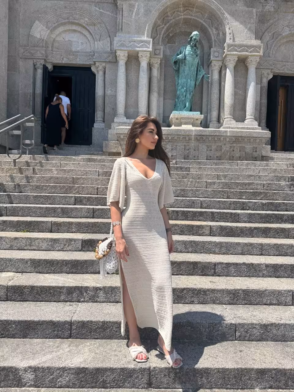 Iryna 34 Lisboa Portugal Looking for a man to date and laugh together