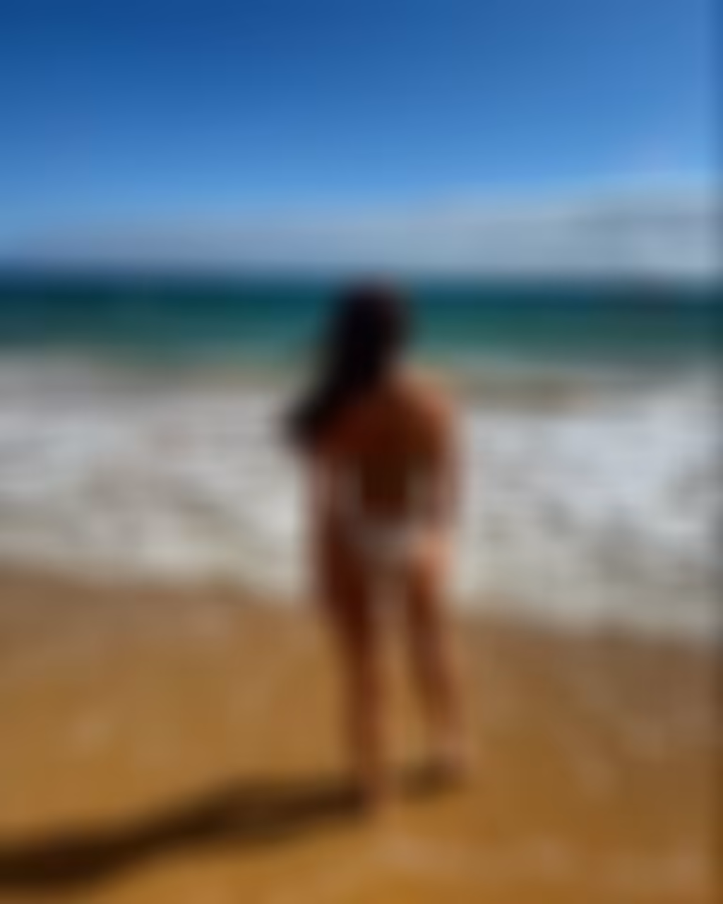 Iryna 34 Lisboa Portugal Looking for a man to date and laugh together