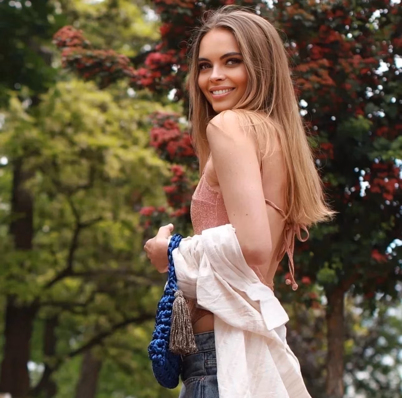 Olha 43 Nice France Looking for a man to date and love