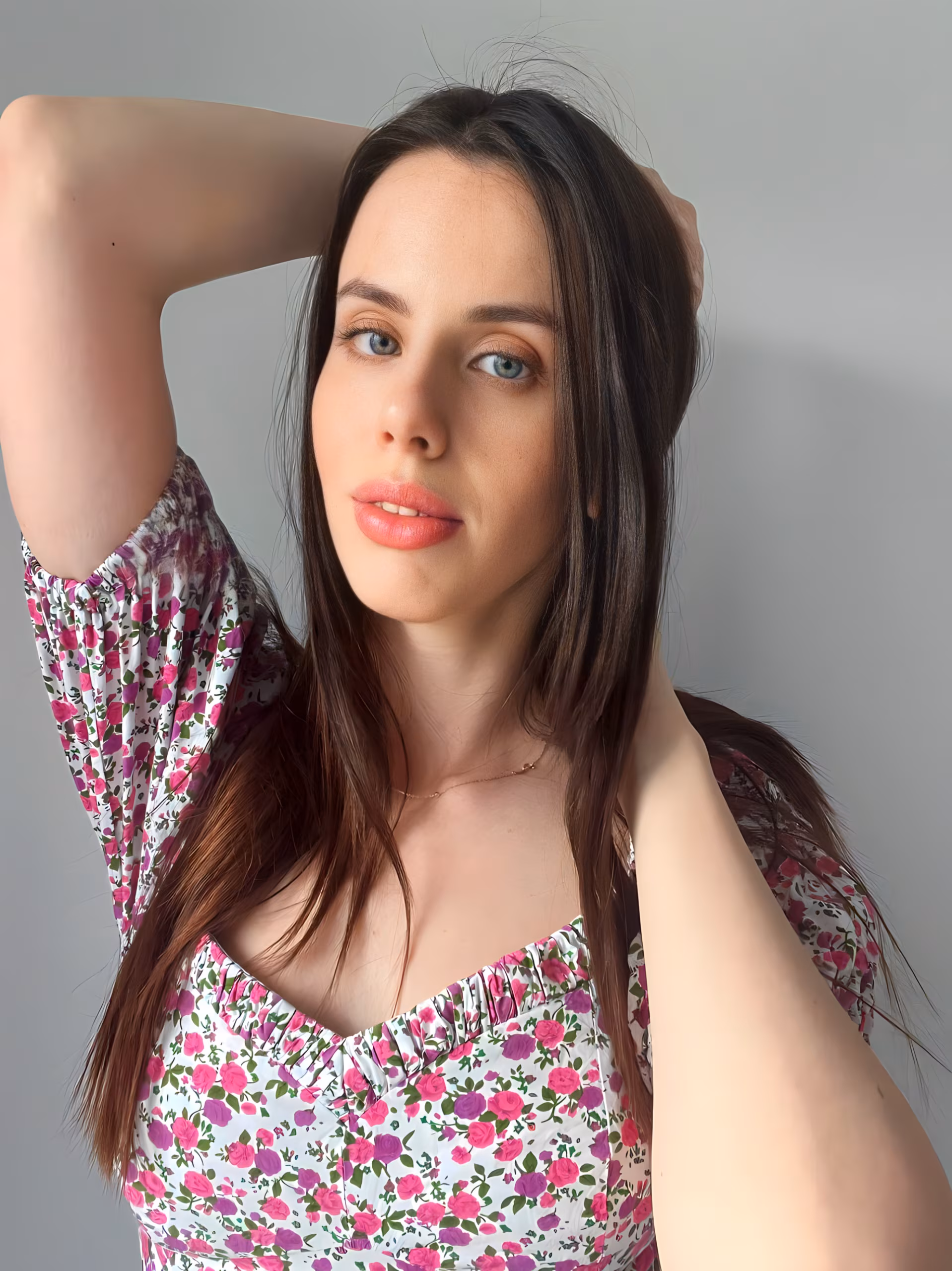 Lilia 30 Bucharest Romania Looking for a man to date and never let go