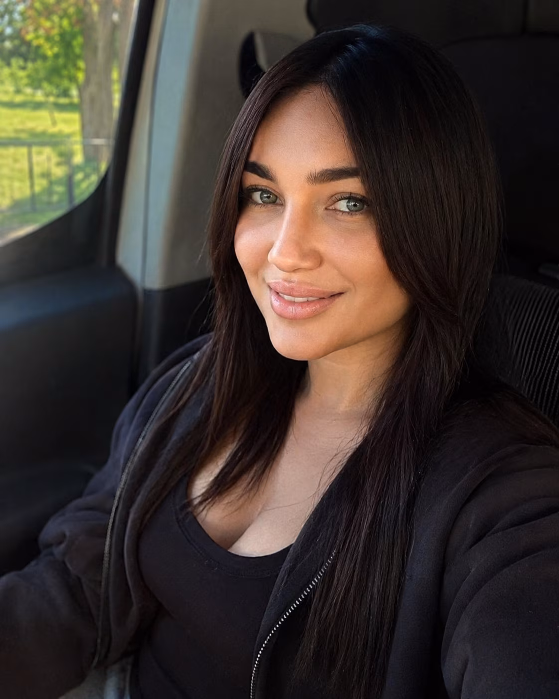 Liudmyla 39 Kyiv  Ukraine Looking for a man to date and travel together