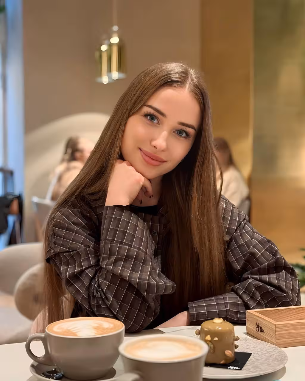 Veronika 21 Ivano-Frankivsk Ukraine Ready to date a man who makes me happy