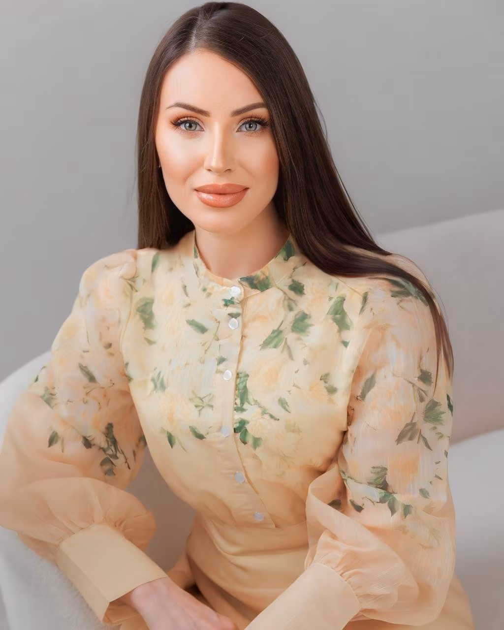 Ksusha 40 Kharkiv Ukraine I am dating man for laughter and joy