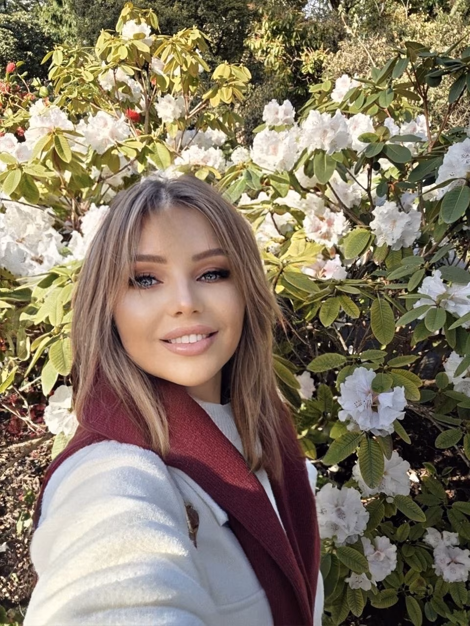 Olena 48 Dublin Ireland I am dating man who is my best friend