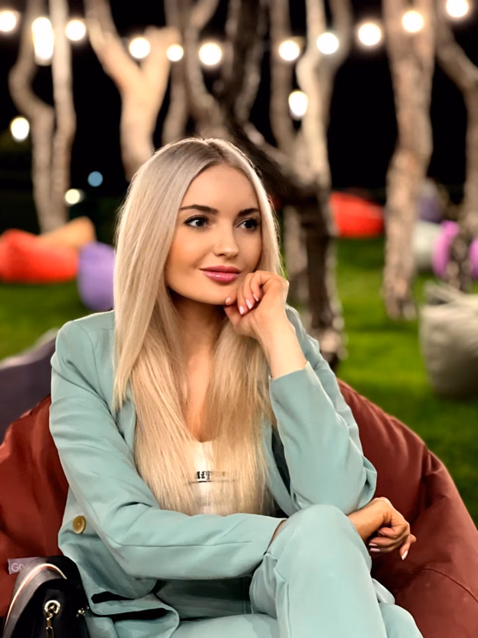 Yulia 40 Dnipropetrovsk Ukraine Seeking a man to date for endless love