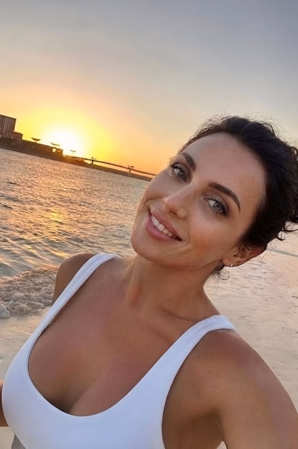 Olga 38 Kelowna(CA);Киев(UA) Canada I am dating man for a loving partnership