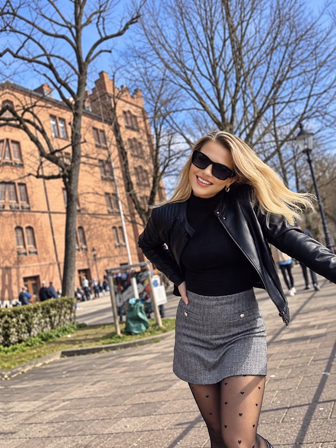 Yulia 46 Weil am Rhein  Germany I am dating man for true connection