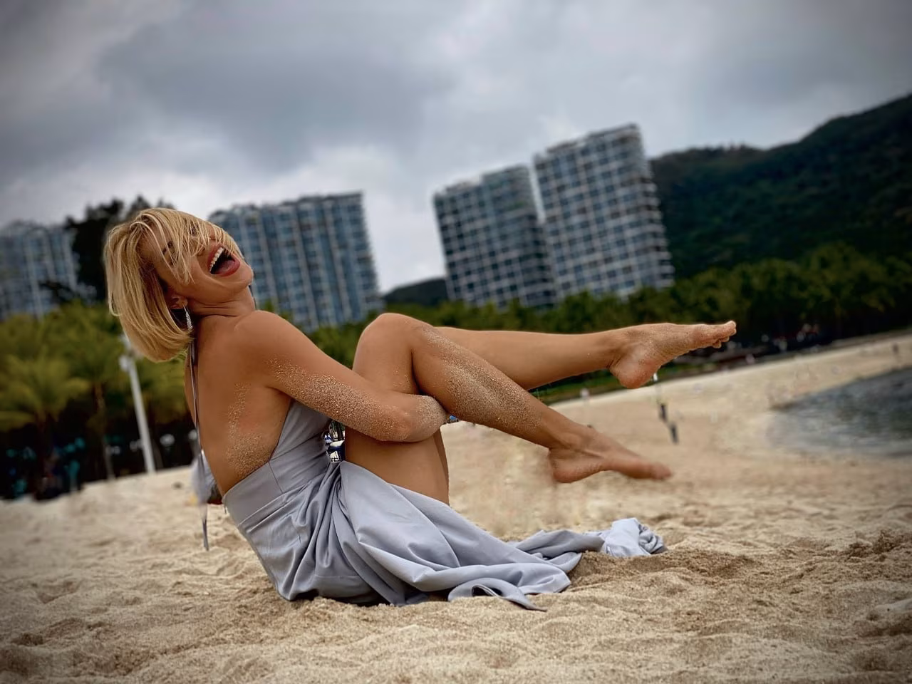Oksana 35 Kiev Ukraine I am dating man who makes me feel special