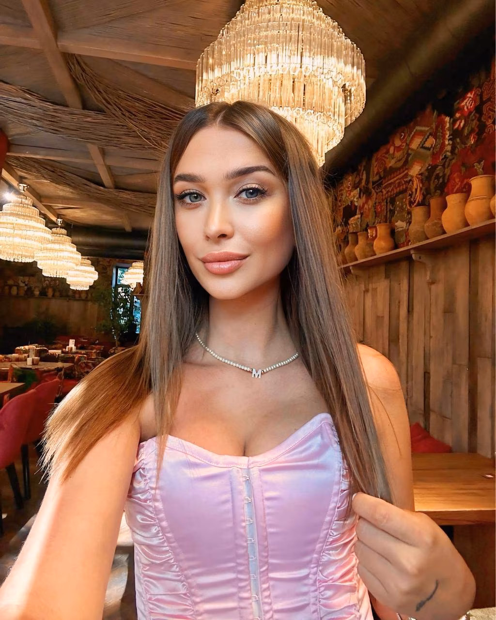 Mariamna 25 Rivne / Danang Ukraine I want to date a man who is devoted