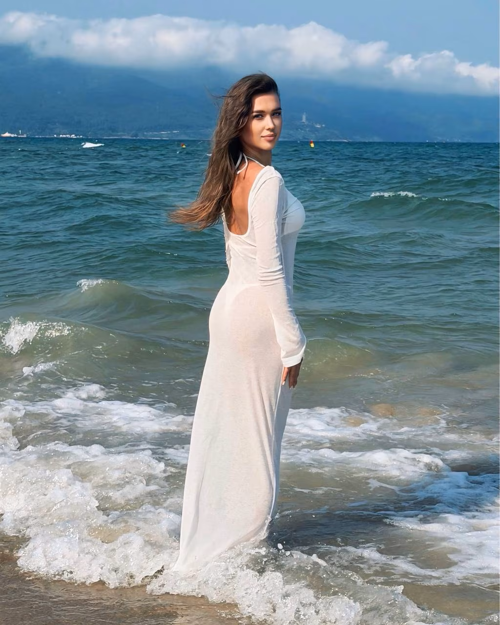 Mariamna 25 Rivne / Danang Ukraine I want to date a man who is devoted