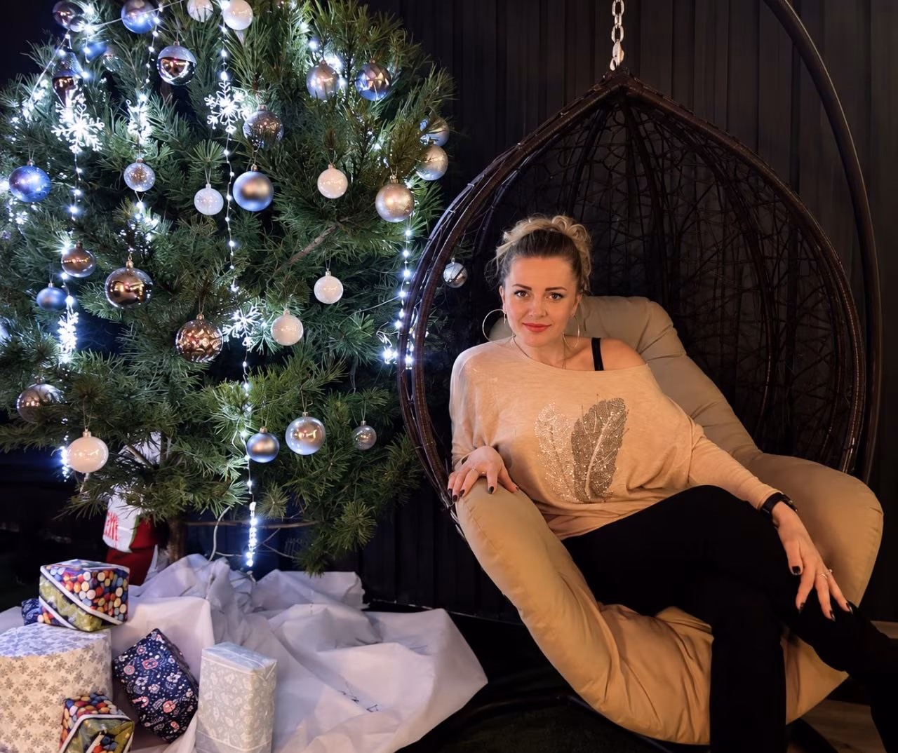 Yuliia 43 Dnipro Ukraine I want to date a man who is understanding