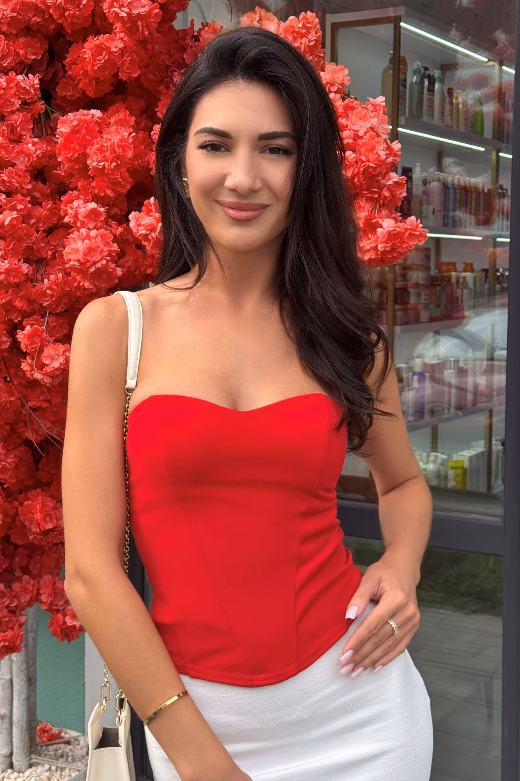Anna 29 Kyiv  Ukraine Looking for a man to date and share dreams