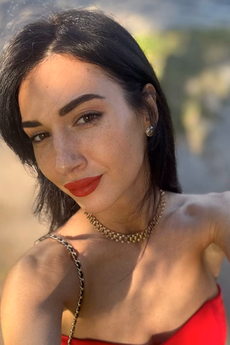 Anna 29 Kyiv  Ukraine Looking for a man to date and share dreams