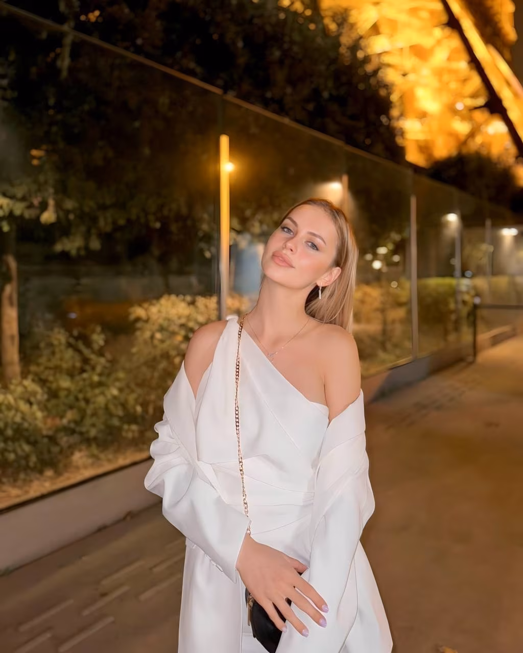 Natalya 22 Kiev Ukraine Seeking a man to date for marriage only