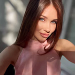 Olga 35 Dnipro Ukraine Seeking a man to date with good character