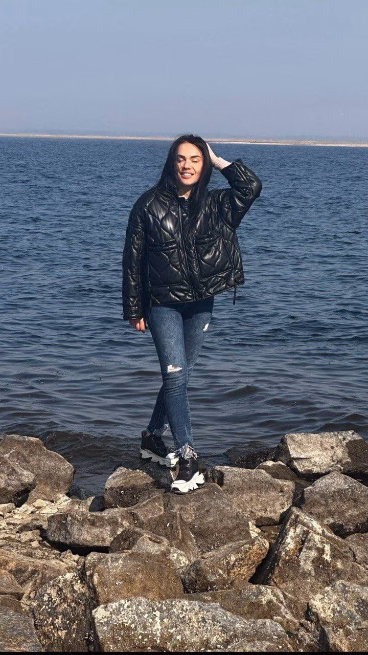 Inna 38 Cherkasy Ukraine I am dating man for a loving partnership
