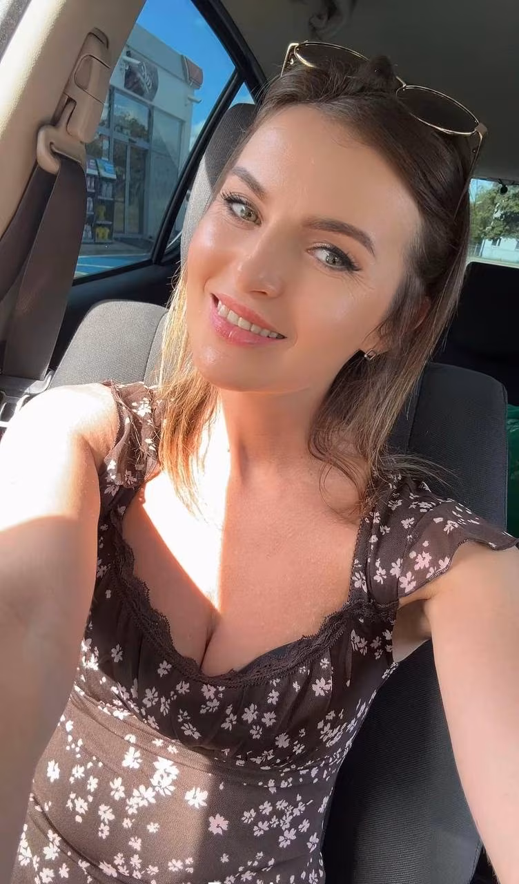 Svetlana 36 Cherkasy; Mielec (Poland) Ukraine I am dating man for warmth and care