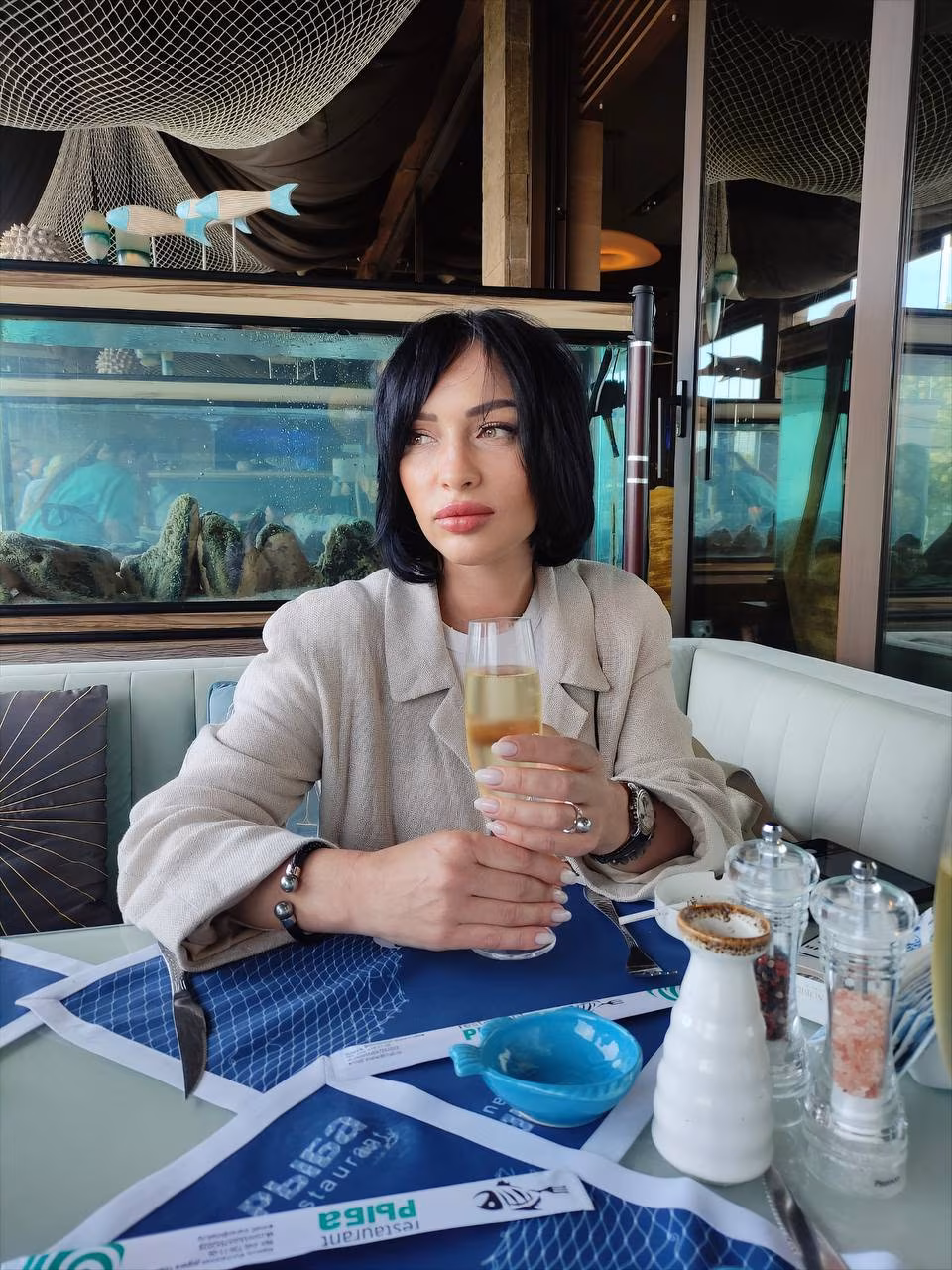 Alisa 48 Milan Italy I am dating man who is a gentleman