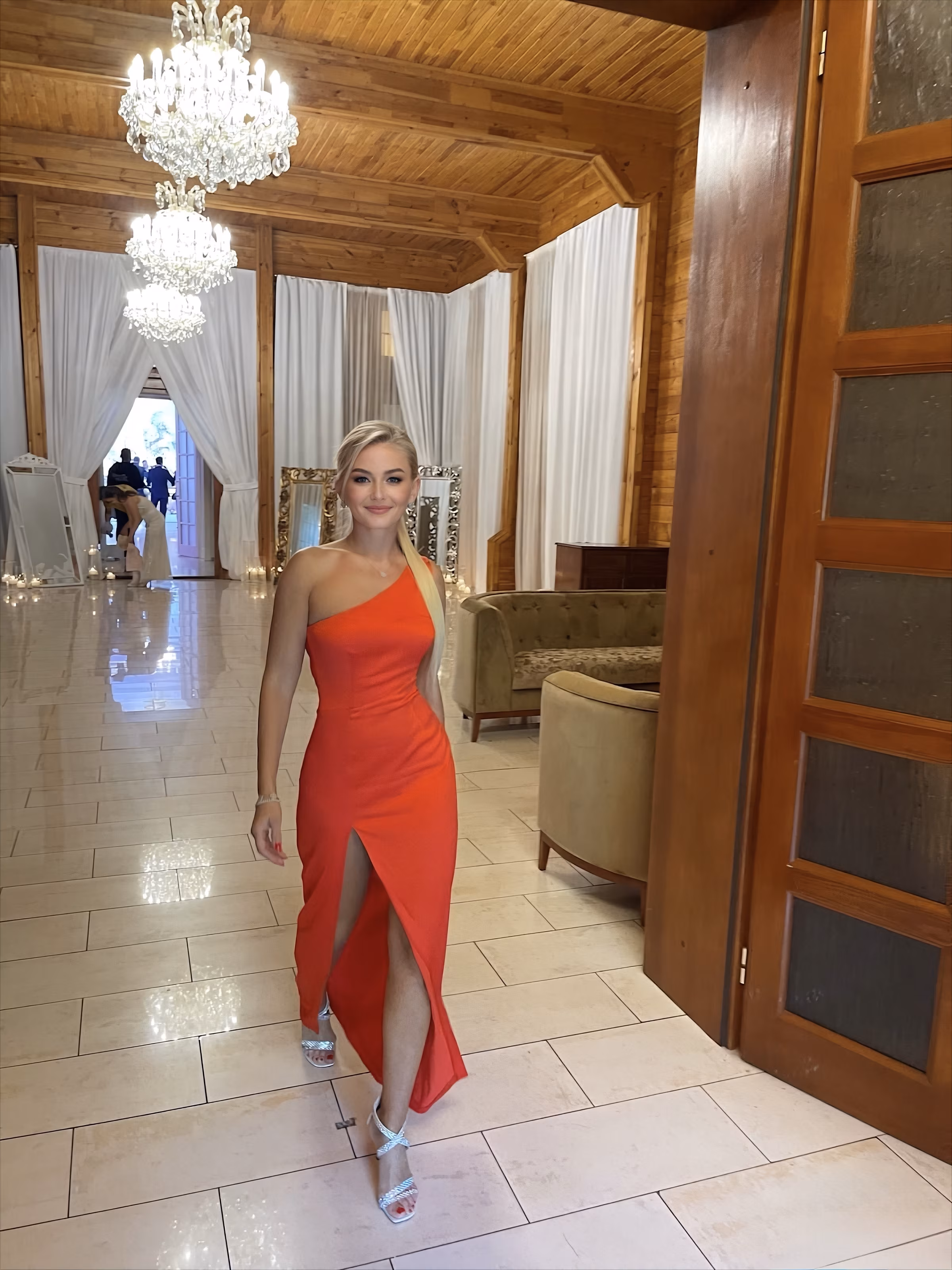 Ketino 46 Skien Norway I am dating man who is family oriented