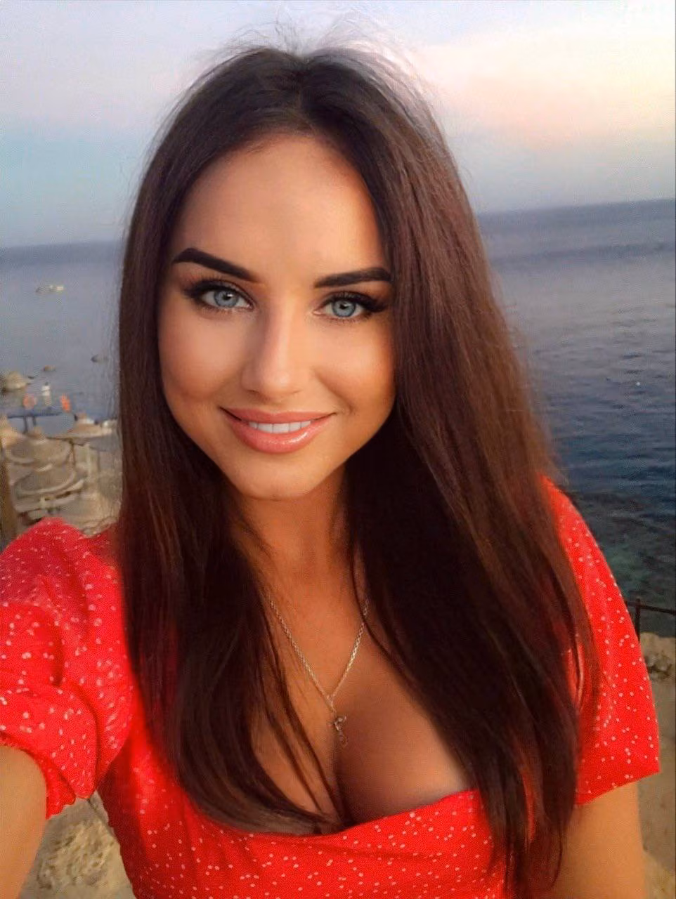 Oksana 31 Frankfurt am Main Germany I am dating man who is family oriented