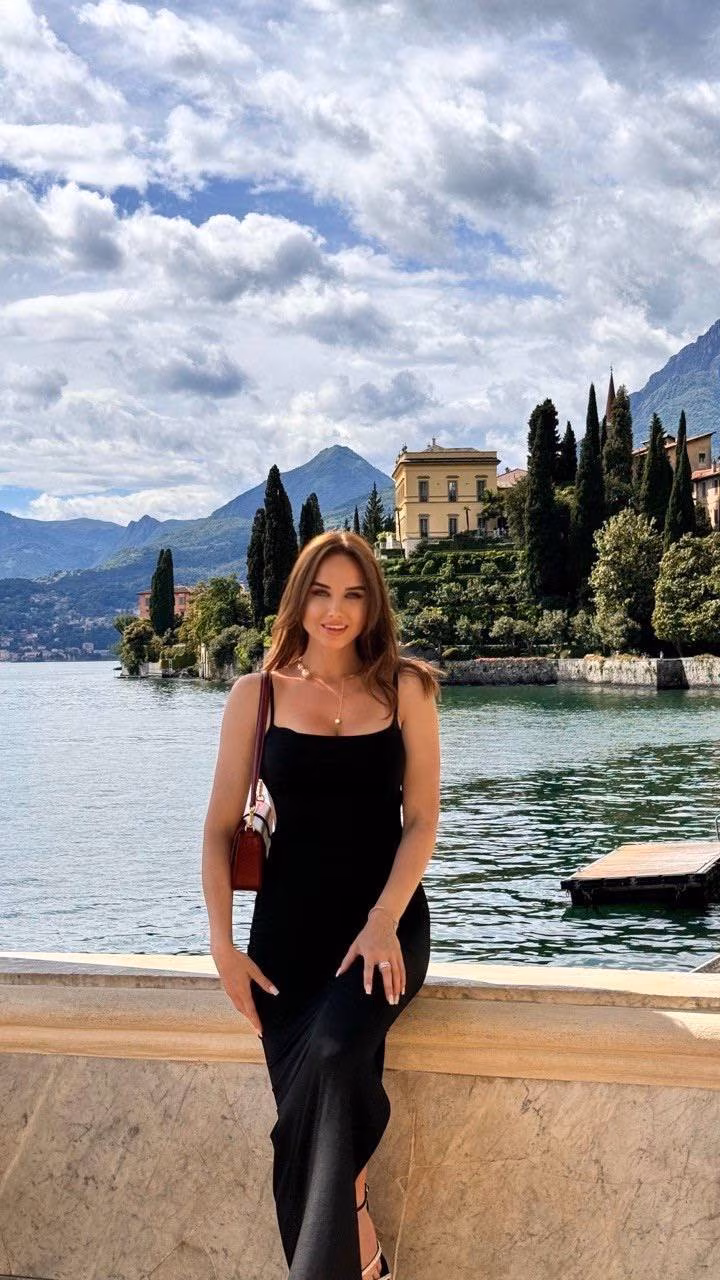 Oksana 31 Frankfurt am Main Germany I am dating man who is family oriented