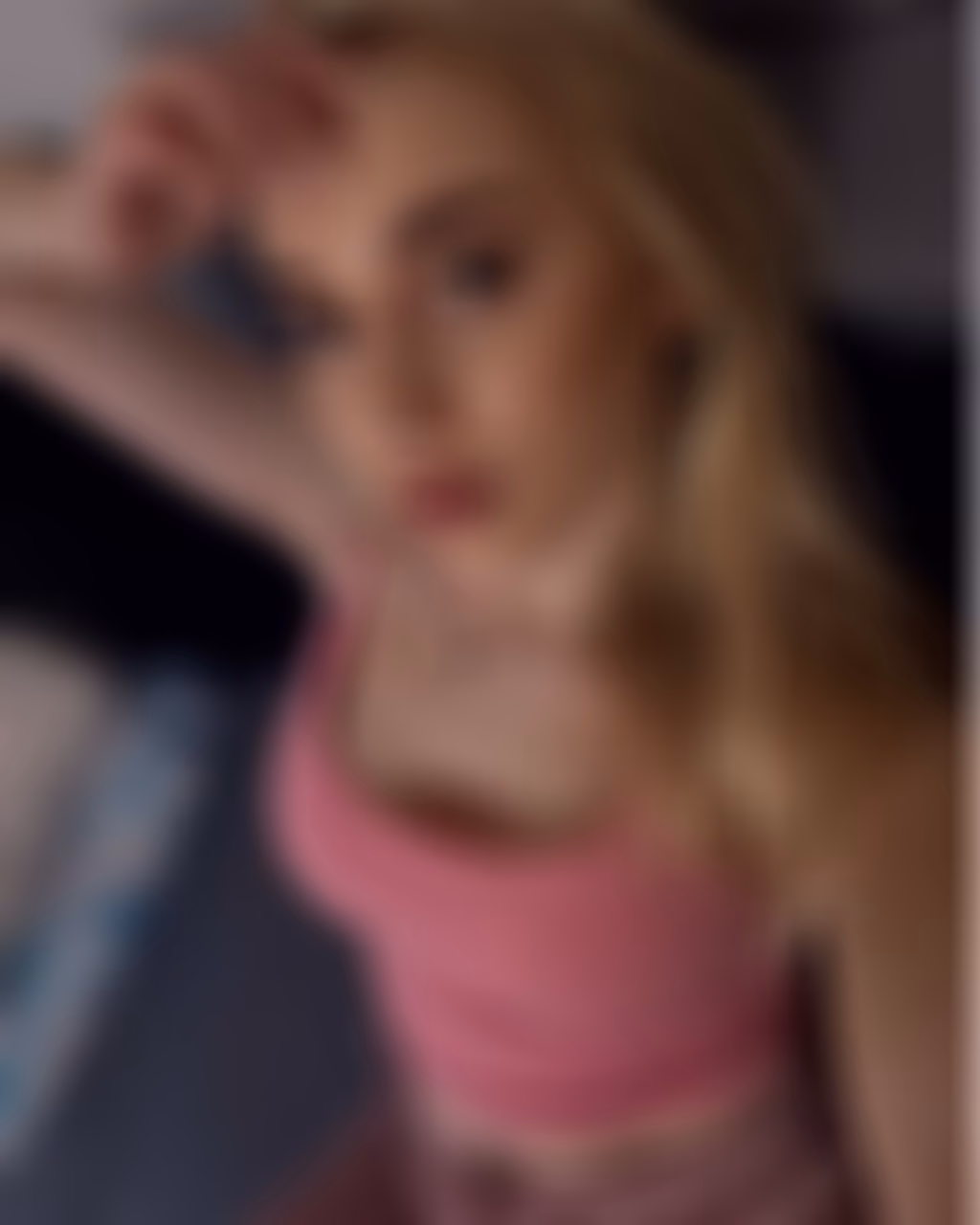 Viktoria 26 Dnepr Ukraine I am dating man who is mature