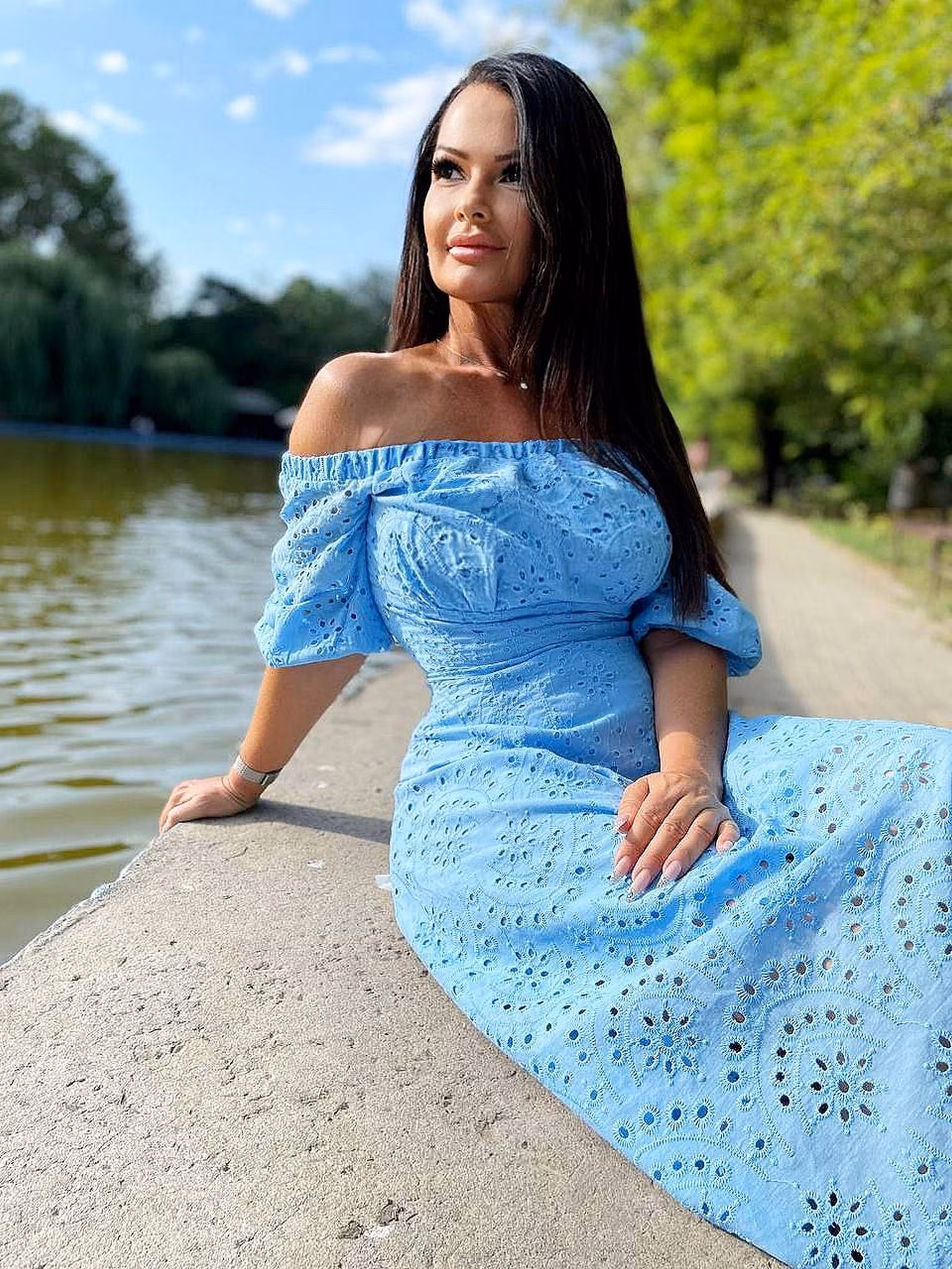 Mara 55 Bucharest Romania I am dating man who is mature