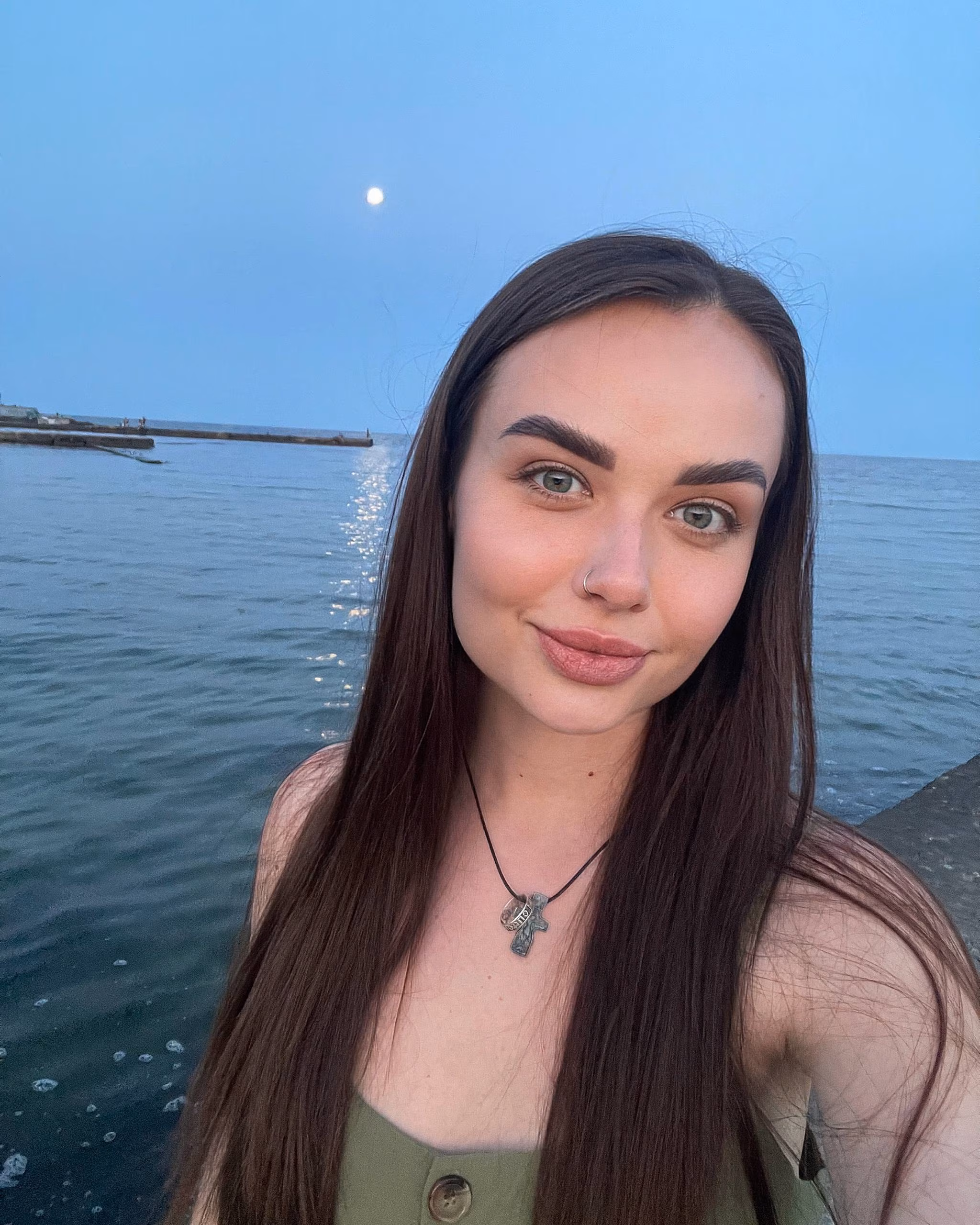Anna 34 Kyiv   Ukraine I am dating man who is my best friend