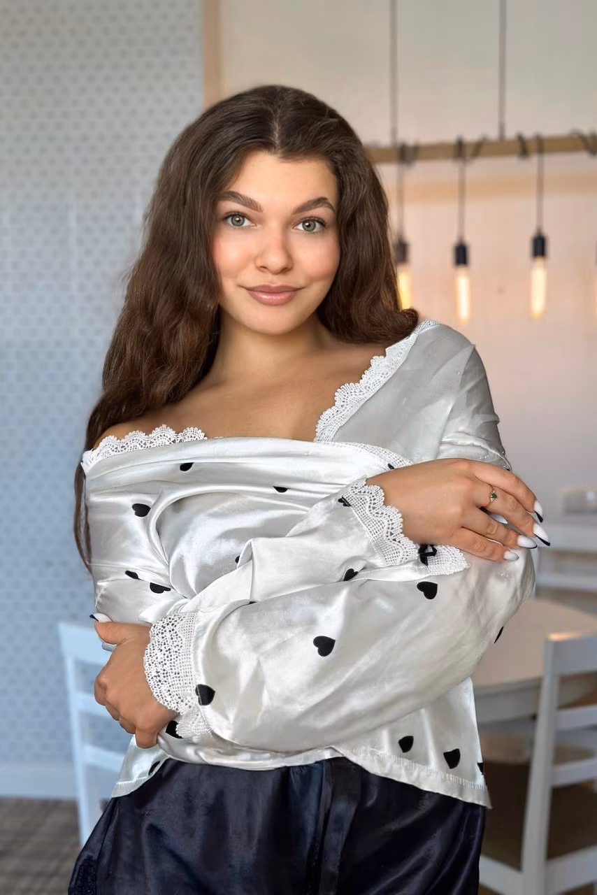 Darina 23 Kyiv Ukraine I am dating man who makes me feel special