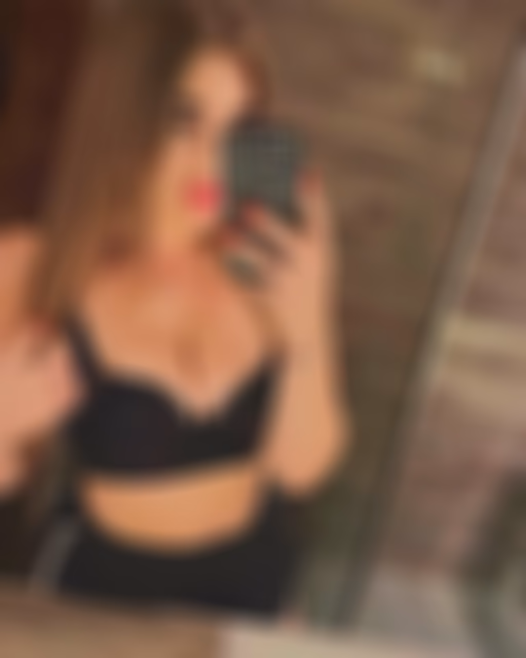 Oksana 25 Rivne Ukraine I want to date a man who is confident