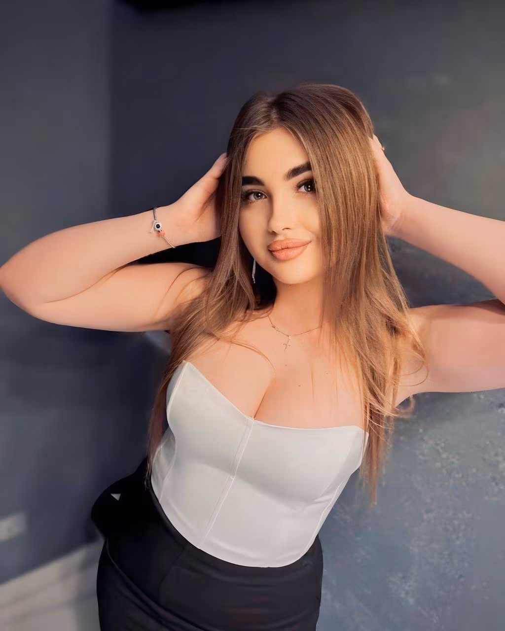 Oksana 25 Rivne Ukraine I want to date a man who is confident