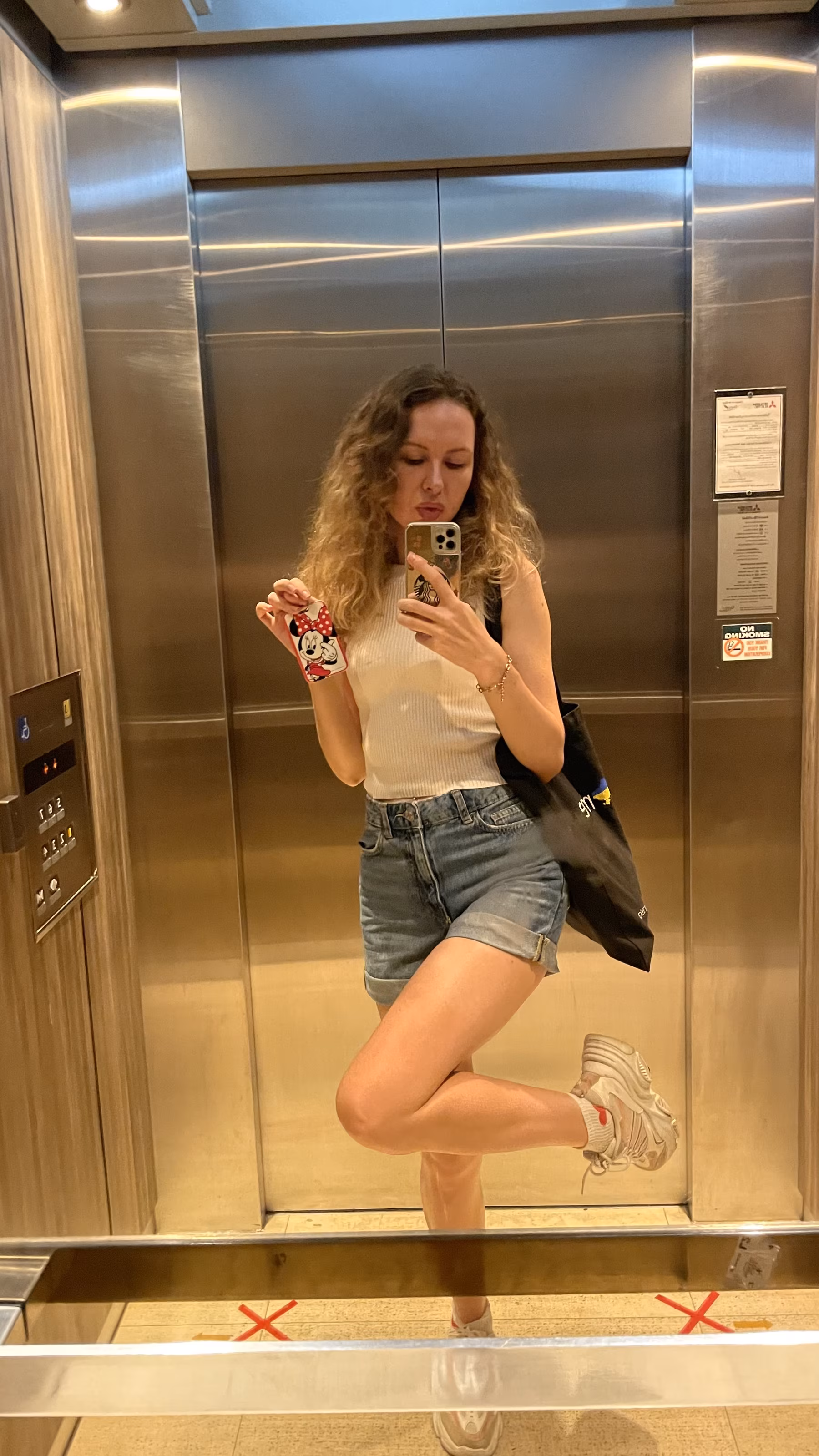 Anna 30 Odessa Ukraine I want to date a man who is confident