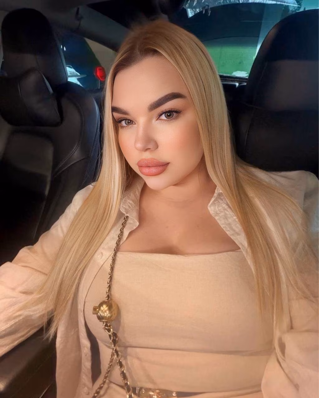 Kateryna 24 Kyiv Ukraine I want to date a man who is kind to others