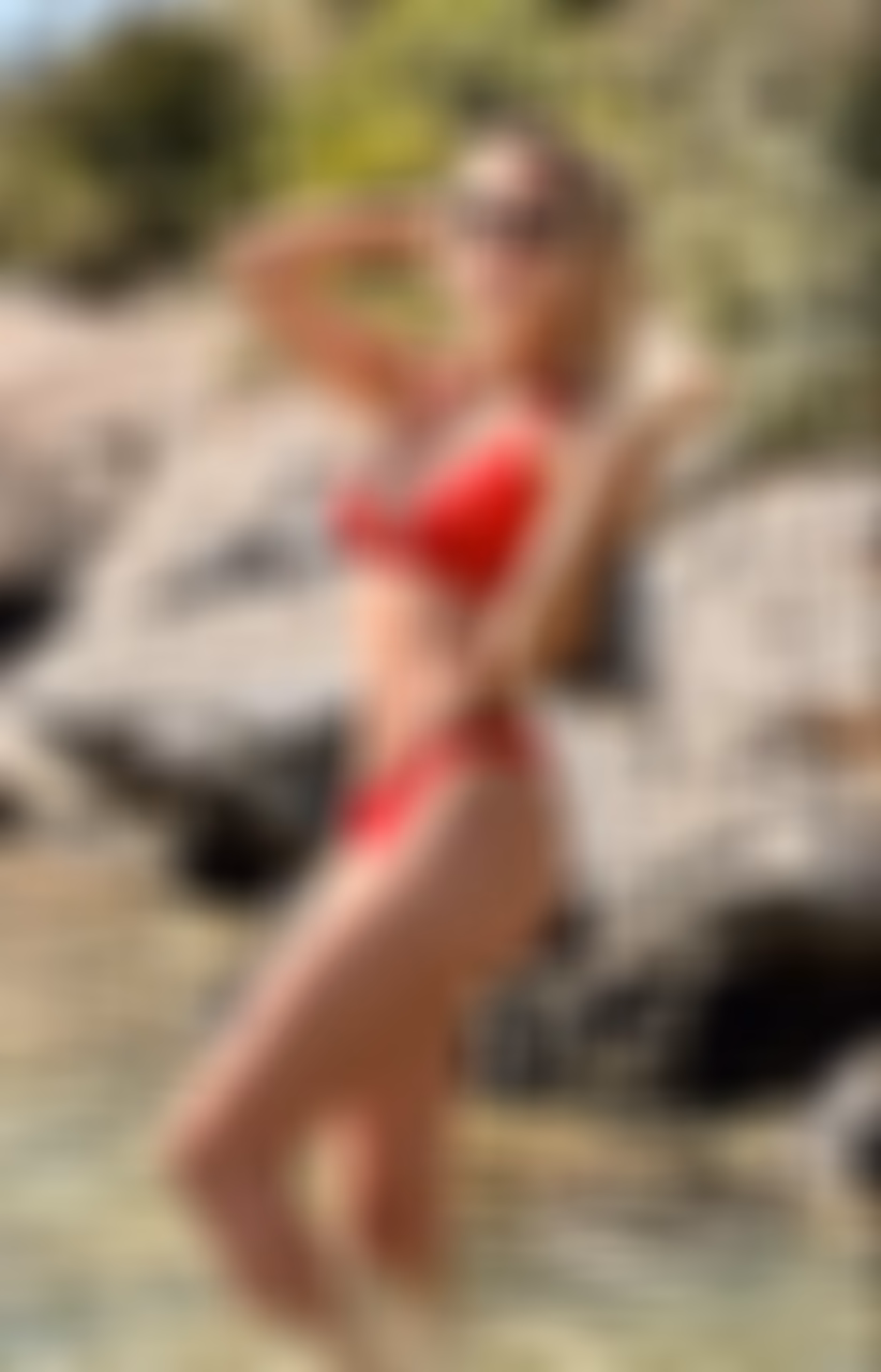 Mariia 30 Torez Ukraine I want to date a man who is my equal