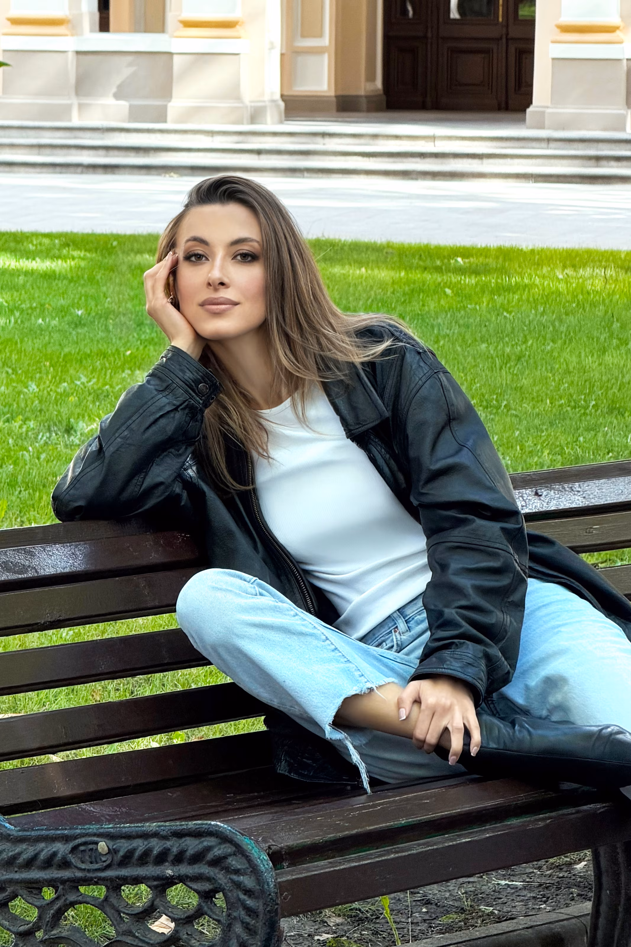 Anna 33 Kyiv Ukraine I want to date a man who is understanding