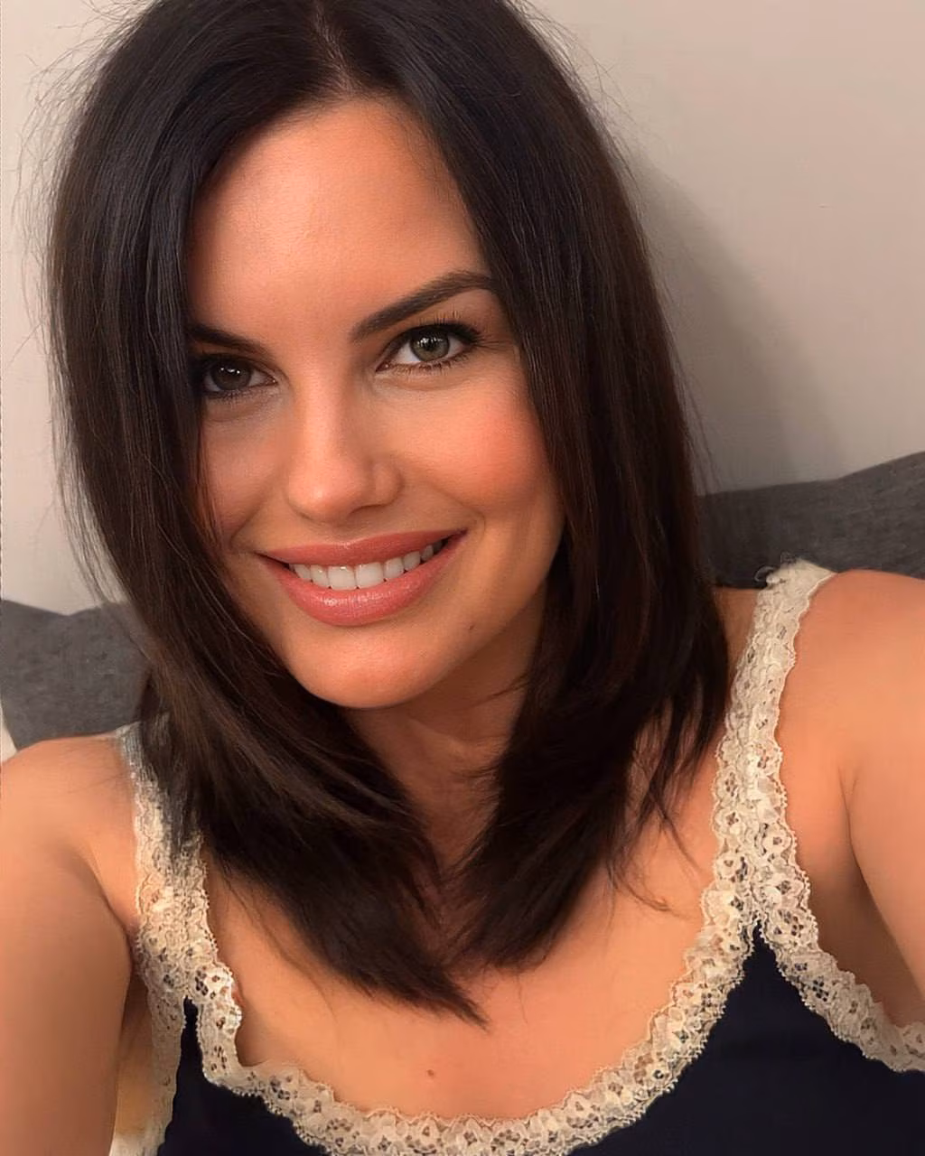 Anastasia 36 Bydgoszcz Poland I want to date a man who is understanding