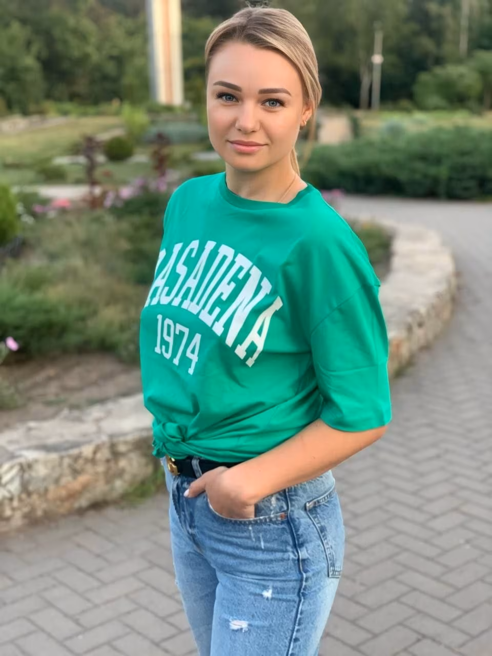 Daria 34 Zaporizhzhia Ukraine Looking for a man to date and be proud of