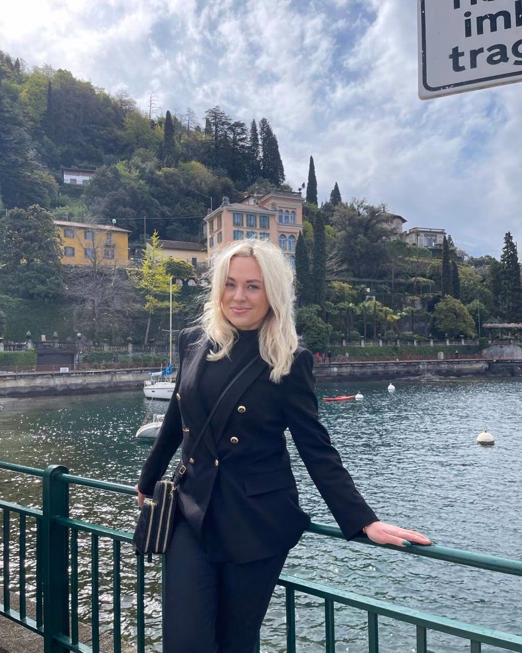 Victoria 51 Berlin Germany Looking for a man to date and build dreams