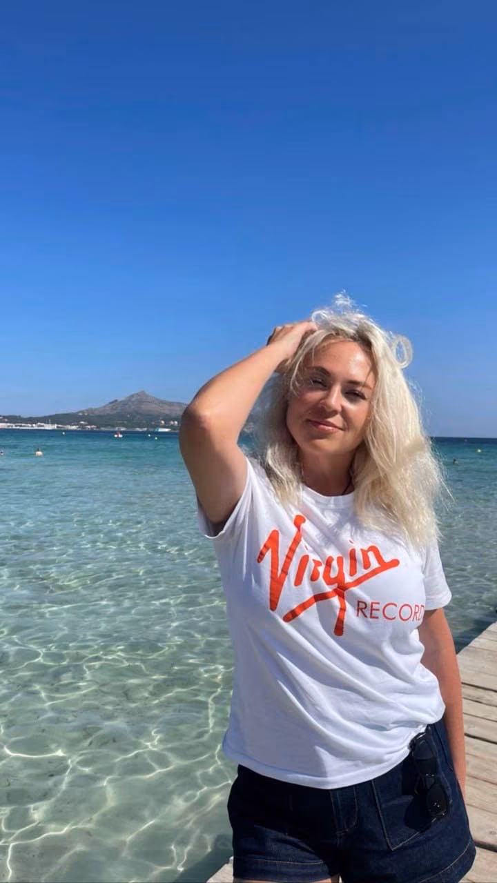 Victoria 51 Berlin Germany Looking for a man to date and build dreams