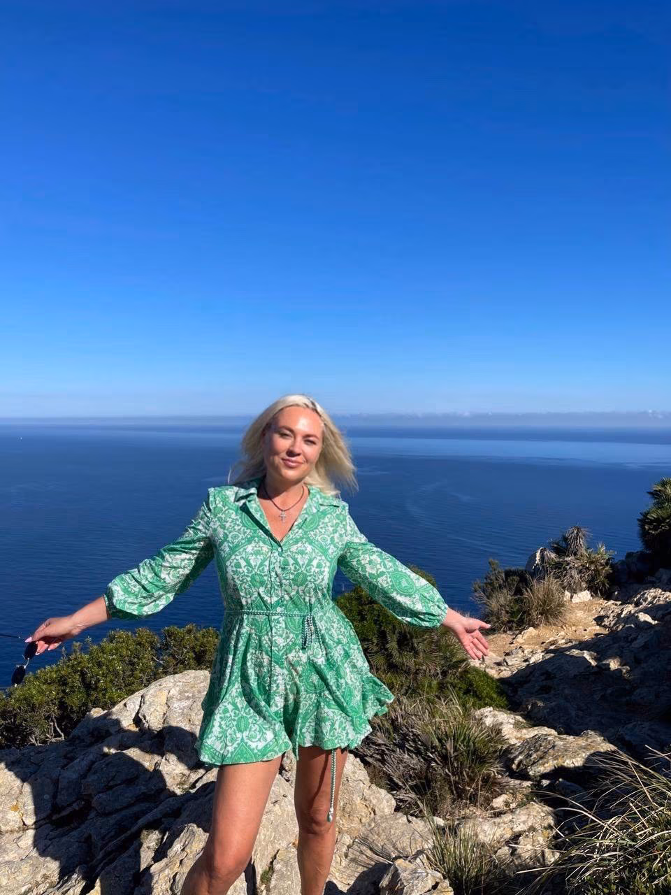 Victoria 51 Berlin Germany Looking for a man to date and build dreams