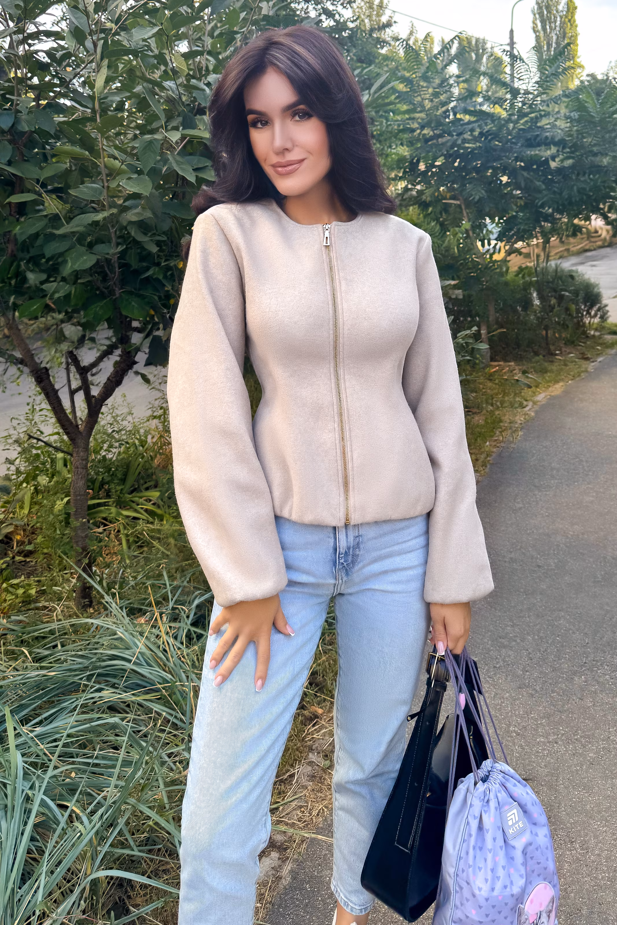 Alena 33 Kyiv Ukraine Looking for a man to date and grow together
