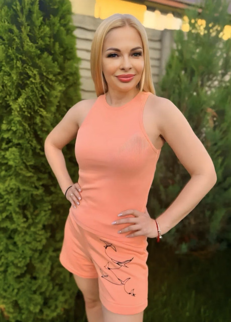 Bogdana 48 Kiev-Bucha Ukraine Looking for a man to date and grow together