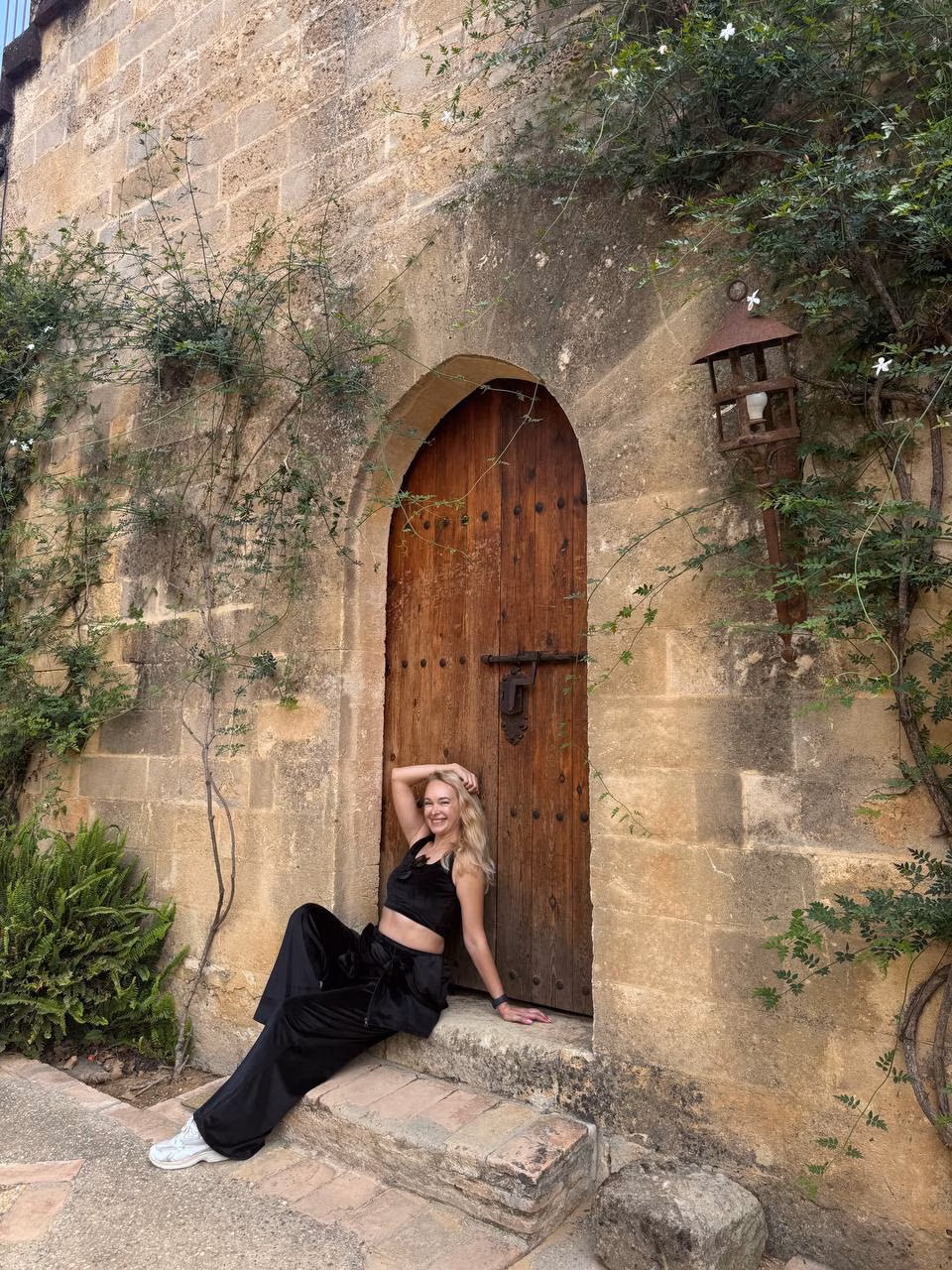 Olena 42 Benalmadena Spain Looking for a man to date and share hobbies