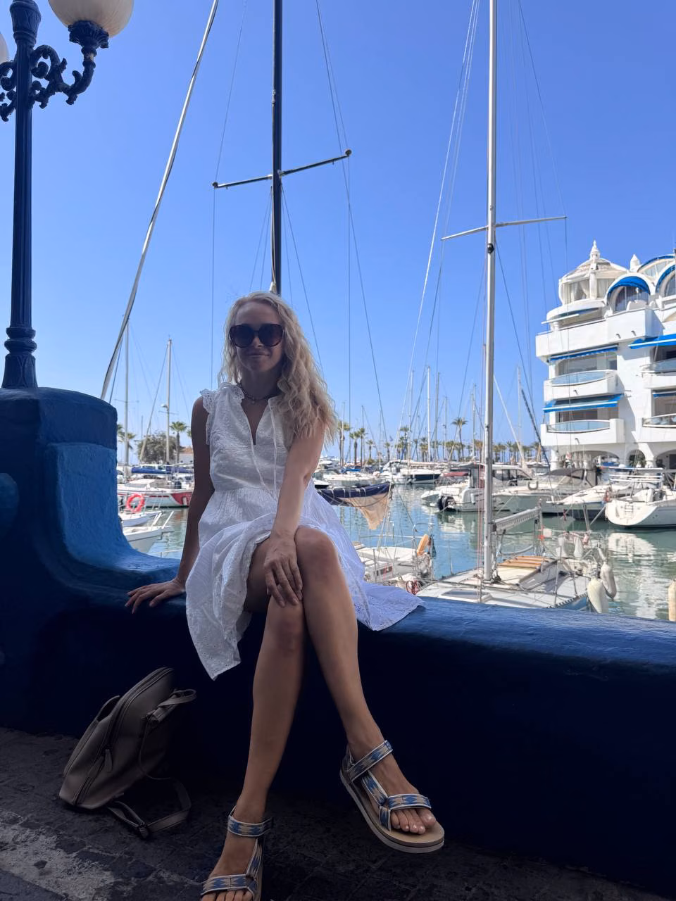 Olena 42 Benalmadena Spain Looking for a man to date and share hobbies